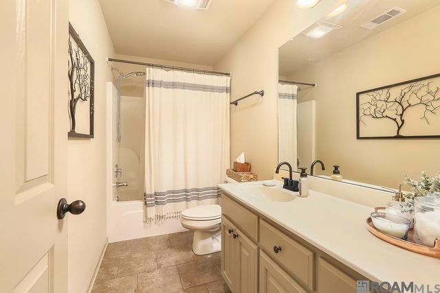 12308 Creekside Ave, Walker, LA 70785