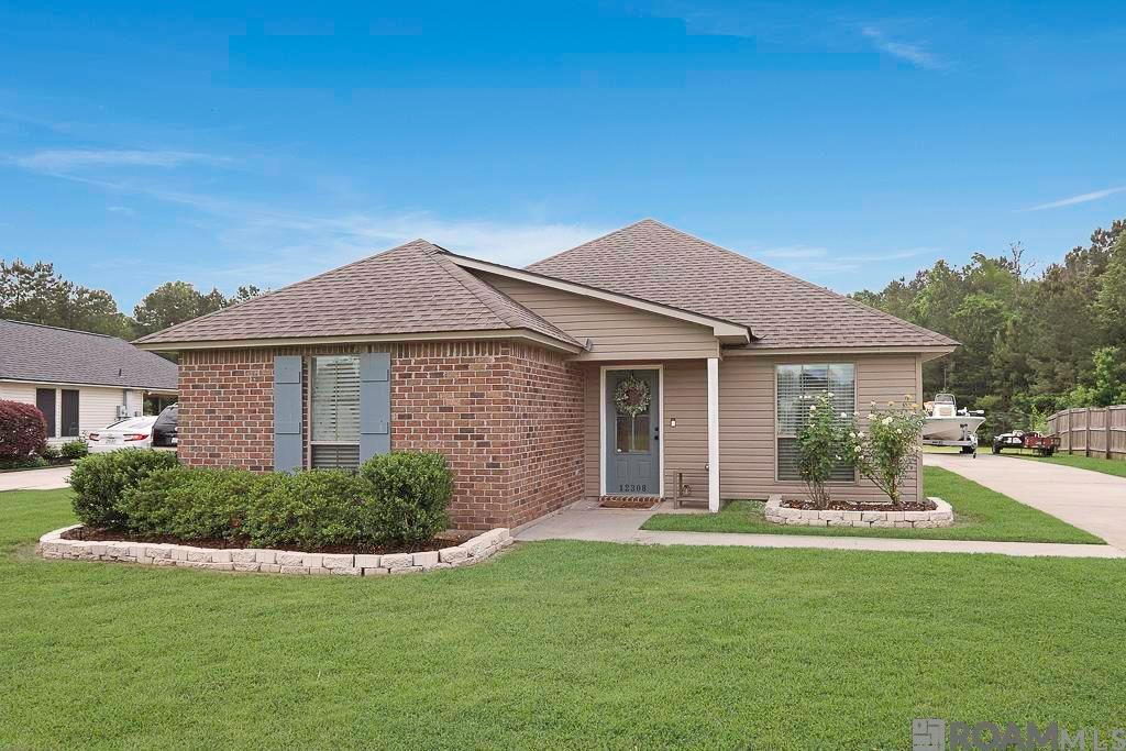 12308 Creekside Ave, Walker, LA 70785