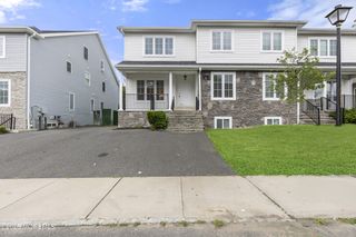 4 Bourbon Court, Lakewood, NJ 08701
