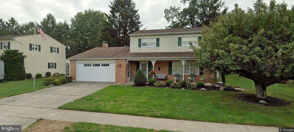 708 CHARLES STREET, Mechanicsburg, PA 17055