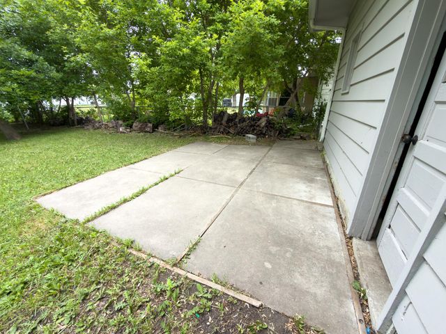 1107 17th Street S, Moorhead, MN 56560