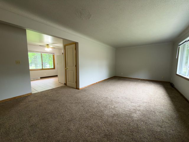 1107 17th Street S, Moorhead, MN 56560