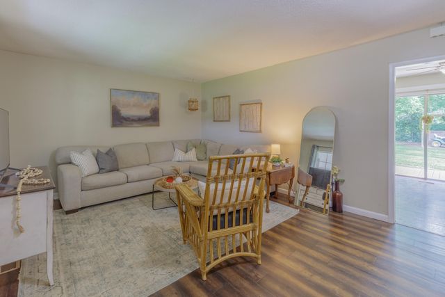 160 Pine Brook Drive, Rocky Face, GA 30740