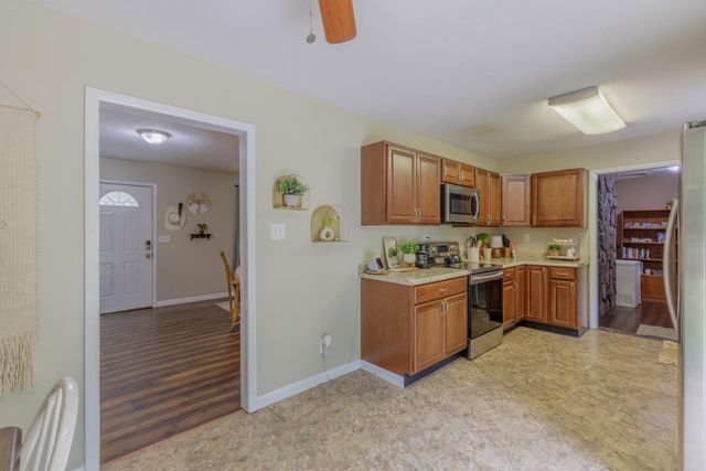 160 Pine Brook Drive, Rocky Face, GA 30740