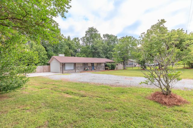 160 Pine Brook Drive, Rocky Face, GA 30740