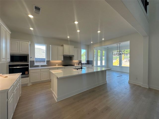 1301 Jolie Rose BND, Leander, TX 78641
