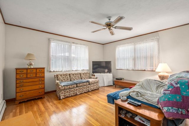 20 Brentwood Dr, Dudley, MA 01571