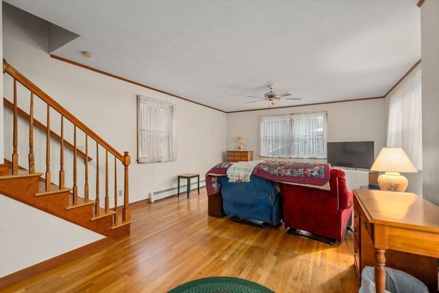 20 Brentwood Dr, Dudley, MA 01571