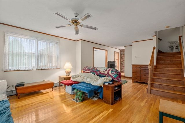 20 Brentwood Dr, Dudley, MA 01571