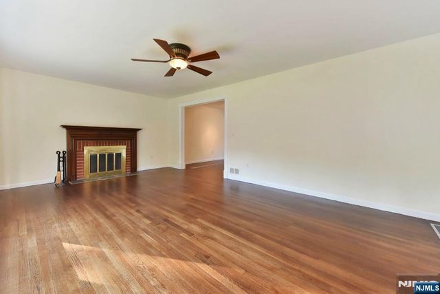 4 Marconi Street, Tenafly, NJ 07670
