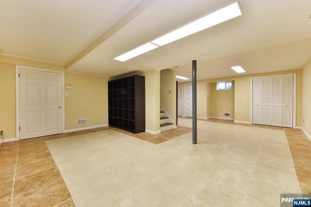 4 Marconi Street, Tenafly, NJ 07670