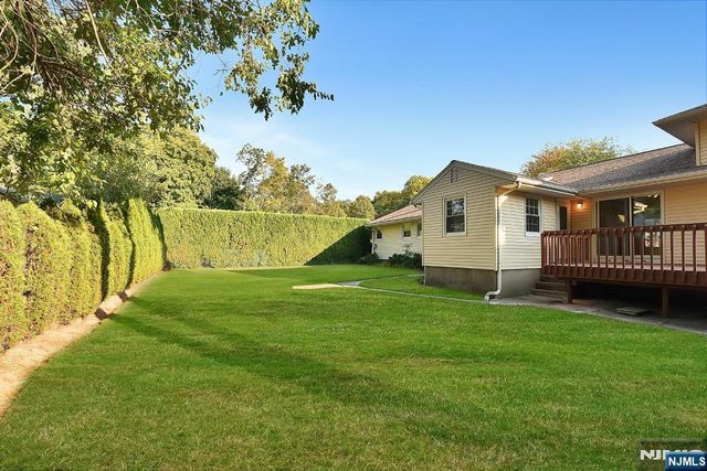 4 Marconi Street, Tenafly, NJ 07670