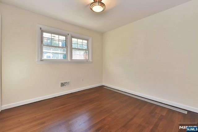 4 Marconi Street, Tenafly, NJ 07670