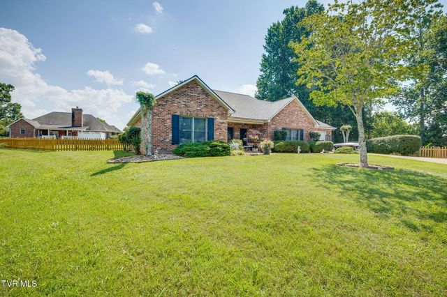 9 Larchmont Lane, Johnson City, TN 37604