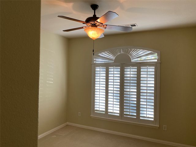 10905 Southerland Drive, Denton, TX 76207