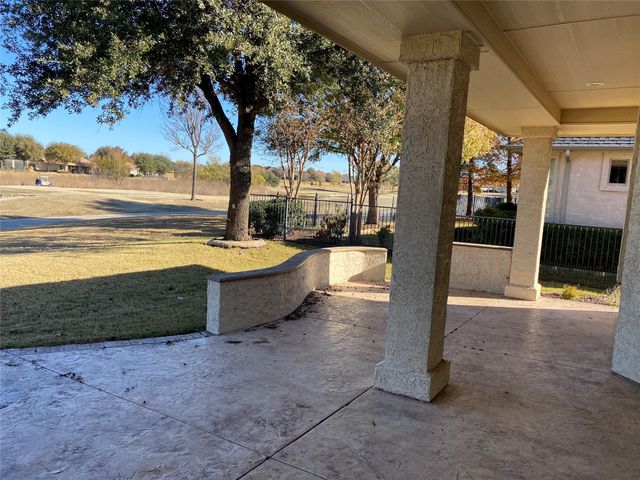 10905 Southerland Drive, Denton, TX 76207