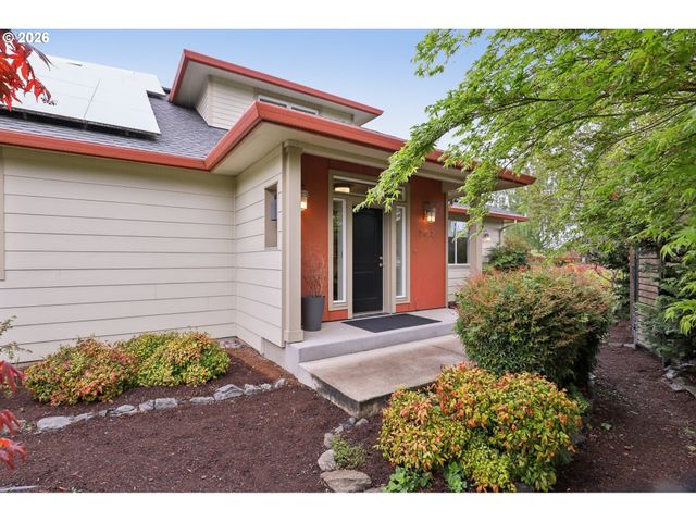 302 PHOENIX Way, Vancouver, WA 98661