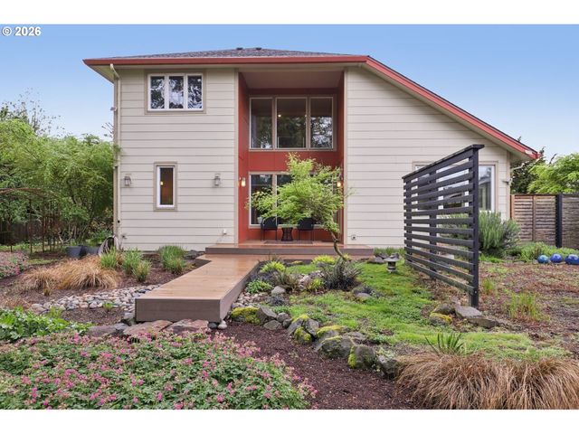 302 PHOENIX Way, Vancouver, WA 98661