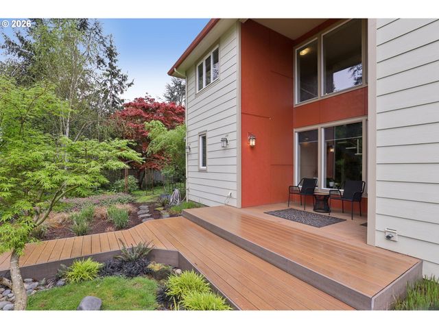 302 PHOENIX Way, Vancouver, WA 98661