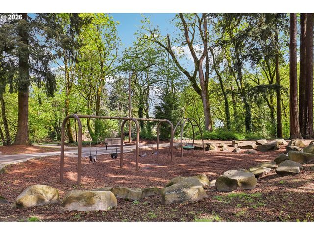 302 PHOENIX Way, Vancouver, WA 98661