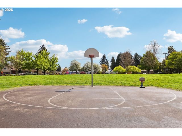 302 PHOENIX Way, Vancouver, WA 98661