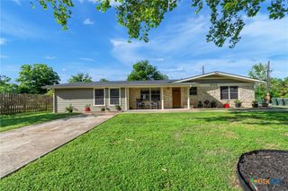 1009 Crepe Myrtle Drive, San Marcos, TX 78666