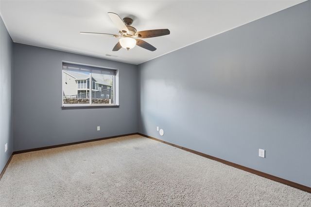 1217 Rolling Glen Drive, Marion, IA 52302