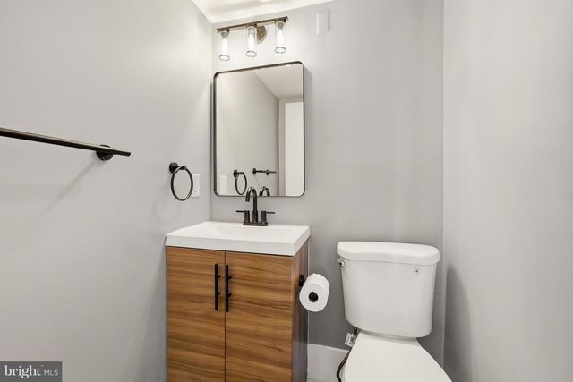 8804 RUSTBURG CIR, Gaithersburg, MD 20886