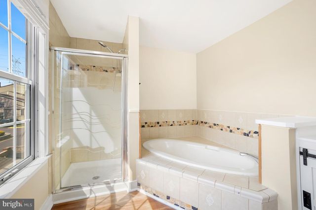 8804 RUSTBURG CIR, Gaithersburg, MD 20886