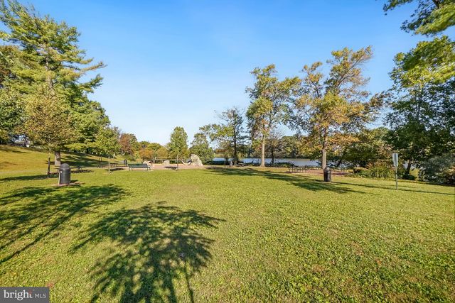 8804 RUSTBURG CIR, Gaithersburg, MD 20886