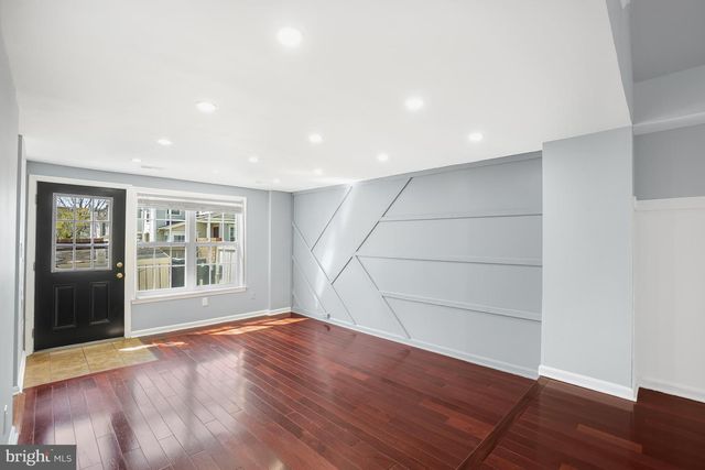 8804 RUSTBURG CIR, Gaithersburg, MD 20886