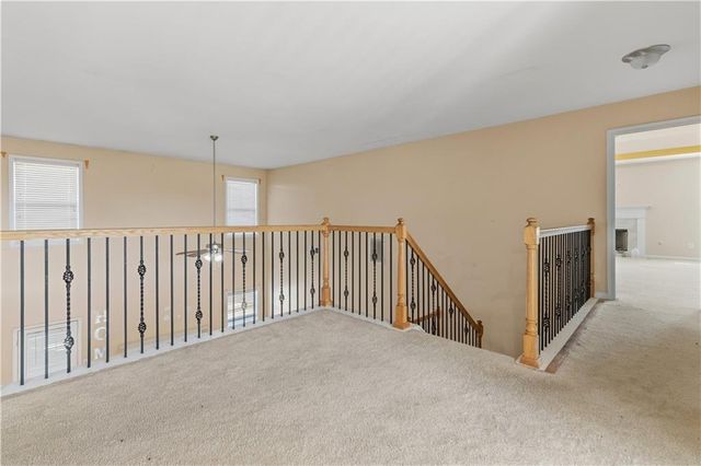 820 Kaitlyn Drive, Loganville, GA 30052