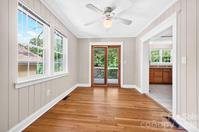 28 Chatham Road, Asheville, NC 28804