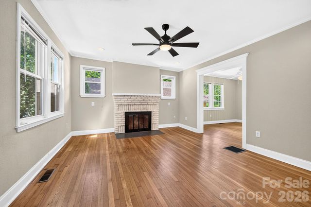 28 Chatham Road, Asheville, NC 28804