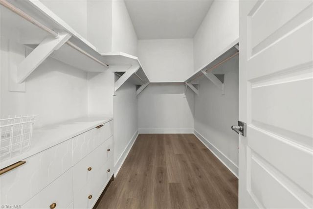 5106 Whaitley Lane, Greensboro, NC 27407