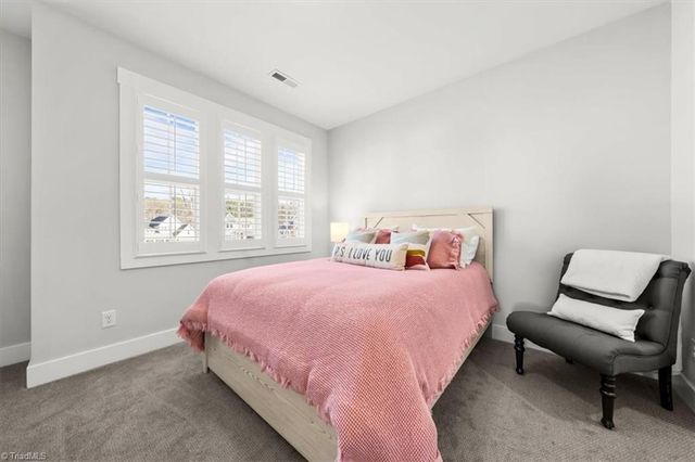 5106 Whaitley Lane, Greensboro, NC 27407