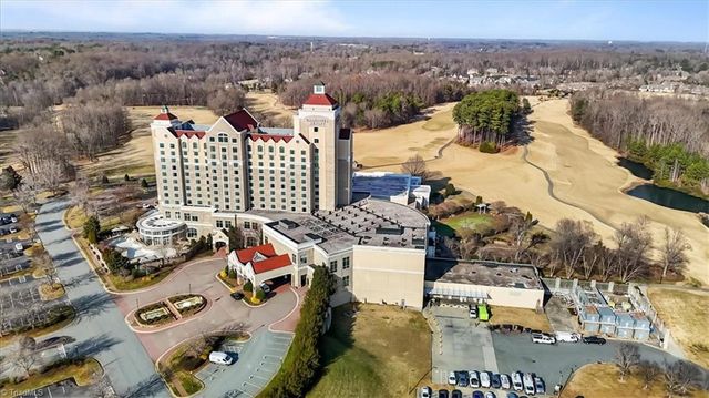 5106 Whaitley Lane, Greensboro, NC 27407