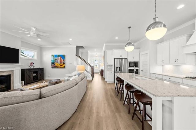 5106 Whaitley Lane, Greensboro, NC 27407