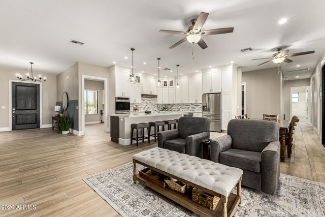 1718 S 140TH Place, Gilbert, AZ 85295