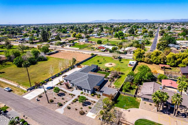 1718 S 140TH Place, Gilbert, AZ 85295