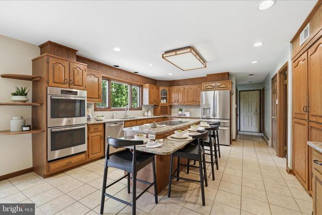 10025 BLUE BANNER DR, Germantown, MD 20876