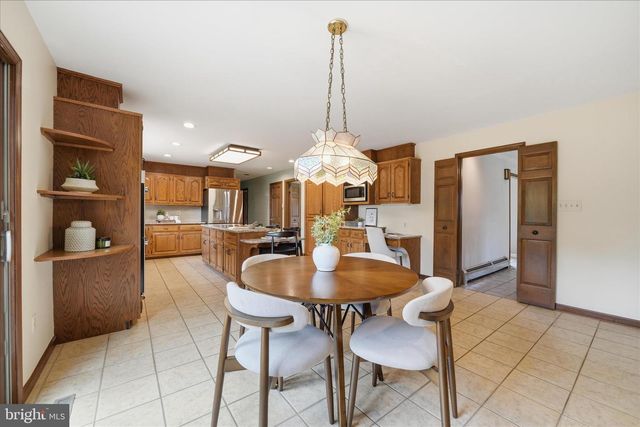 10025 BLUE BANNER DR, Germantown, MD 20876