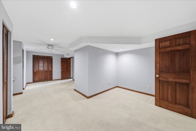 10025 BLUE BANNER DR, Germantown, MD 20876