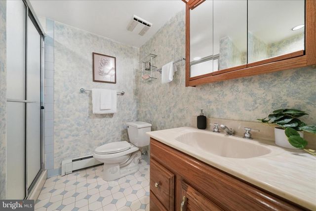 10025 BLUE BANNER DR, Germantown, MD 20876