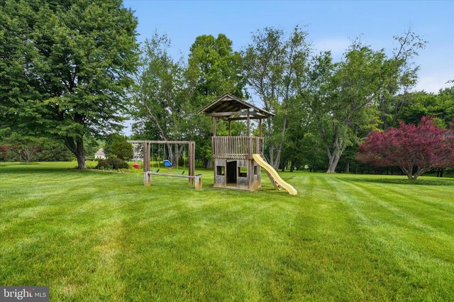10025 BLUE BANNER DR, Germantown, MD 20876