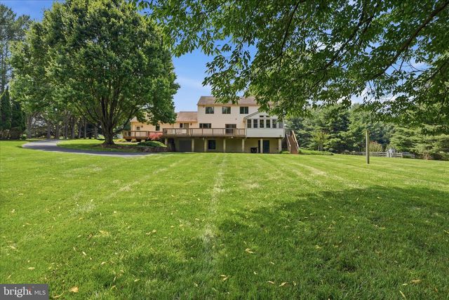 10025 BLUE BANNER DR, Germantown, MD 20876