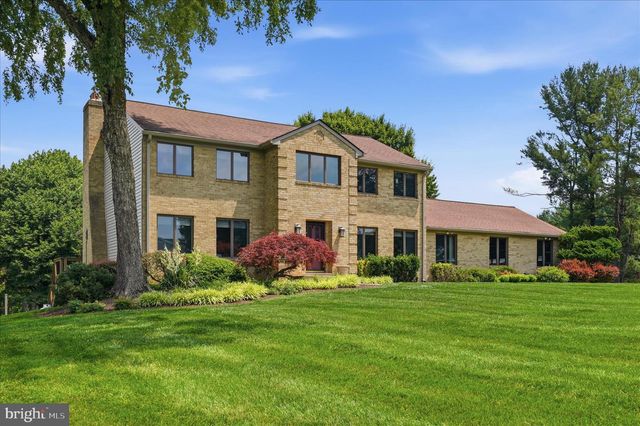 10025 BLUE BANNER DR, Germantown, MD 20876