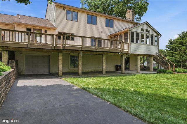 10025 BLUE BANNER DR, Germantown, MD 20876