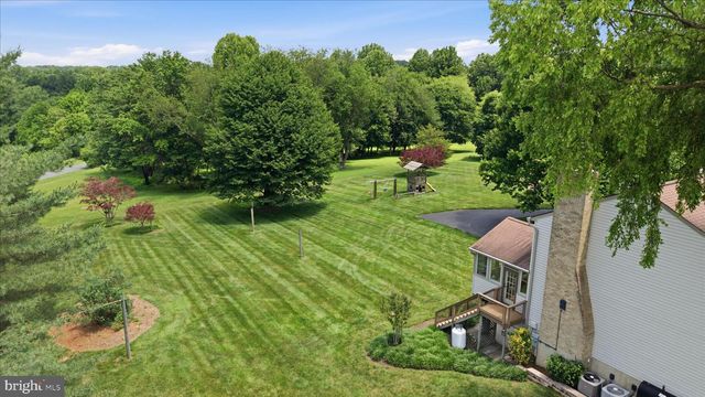 10025 BLUE BANNER DR, Germantown, MD 20876