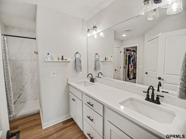 12119 S 109th Street, Papillion, NE 68046